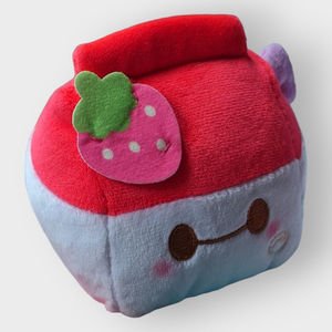 Walt Disney Parks Munchlings Classic Couplings - Baymax Strawberry Oat Milk